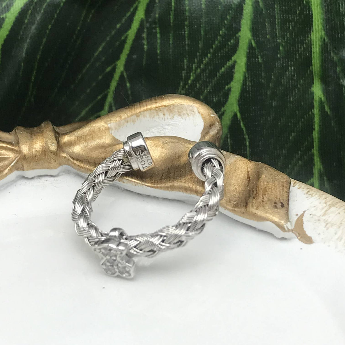 Light Ring in White