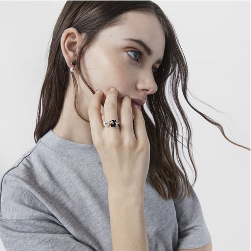 Silver  Erma Ring with onyx, pearl and spinels