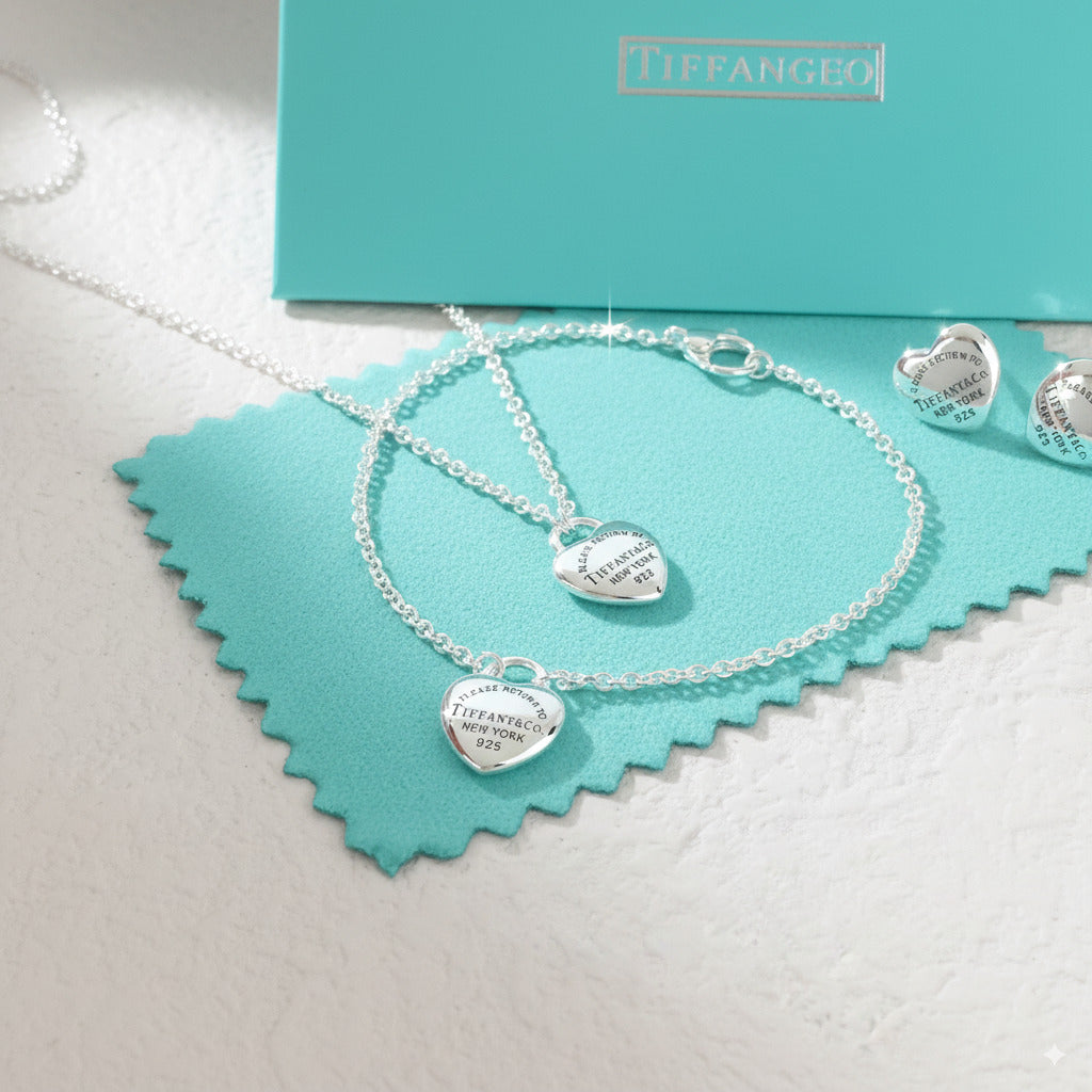 Set of Tiffany & Co. Return to Tiffany Small Heart  Stud Earrings Silver Necklace earring bracalet