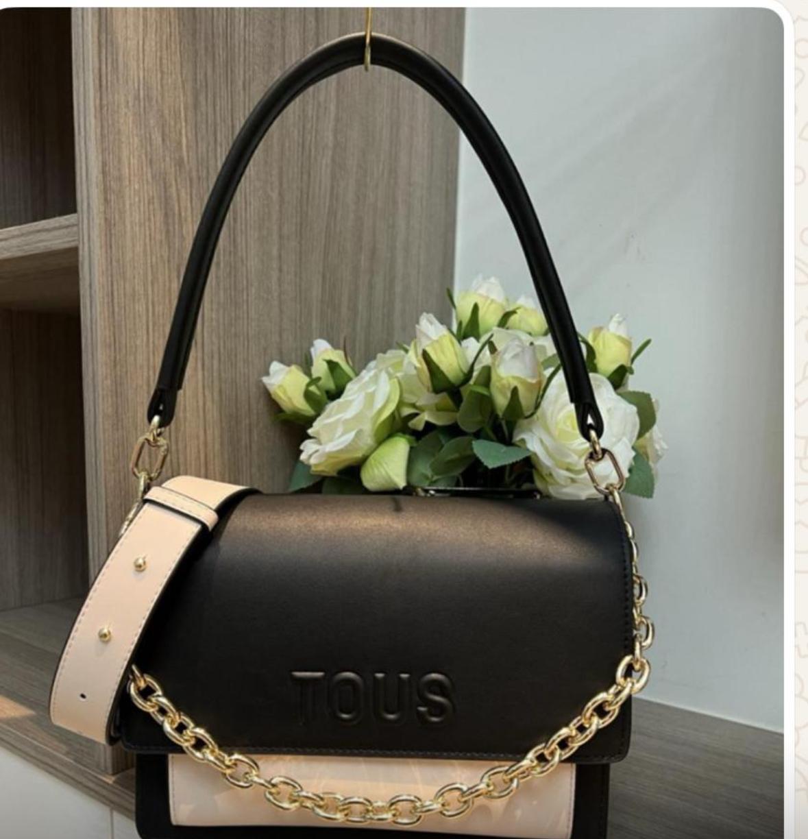 3 bolsos Tous rebajados, negros y marrones: 2 bolsos negros y 1 bolso beige