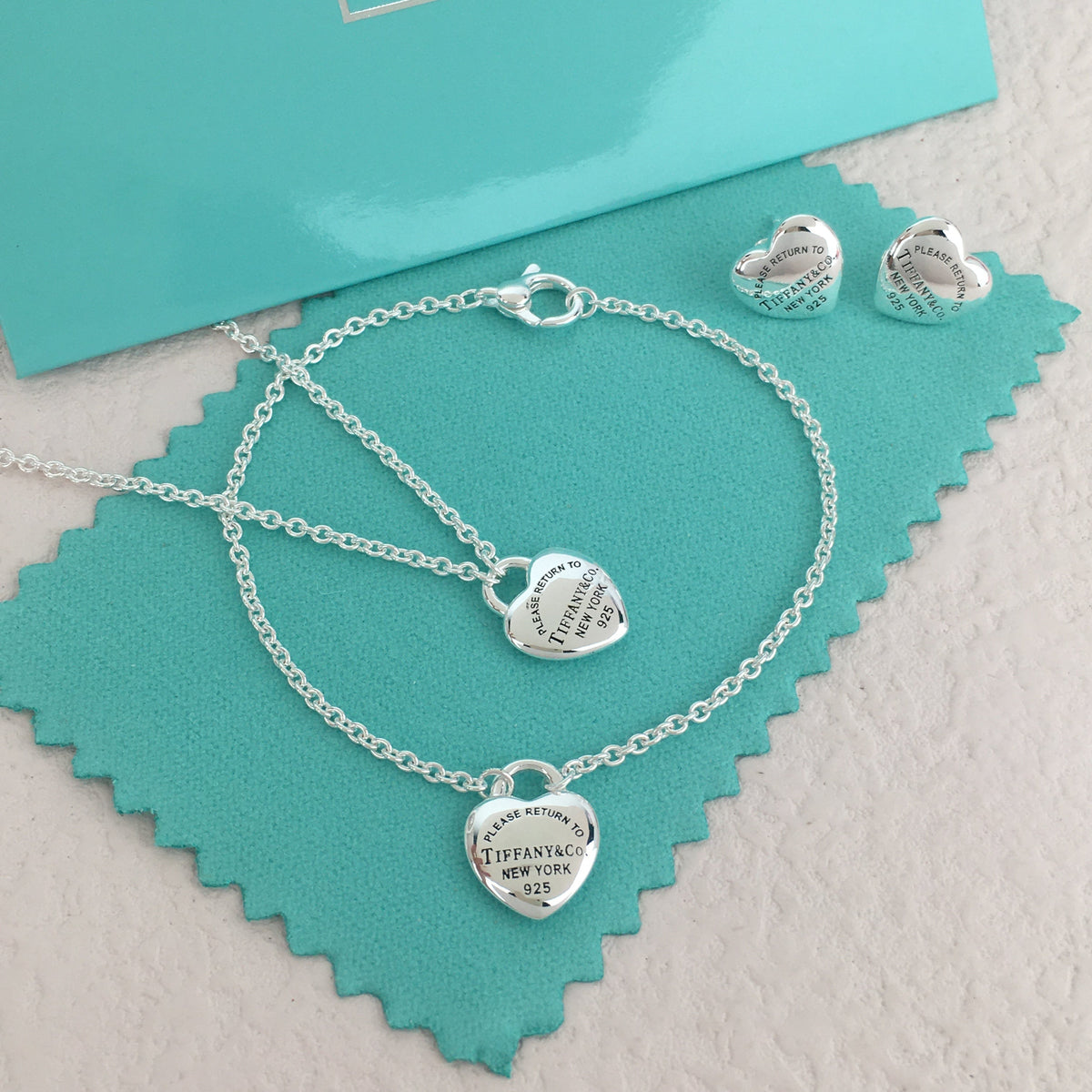 Set of Tiffany & Co. Return to Tiffany Small Heart  Stud Earrings Silver Necklace earring bracalet