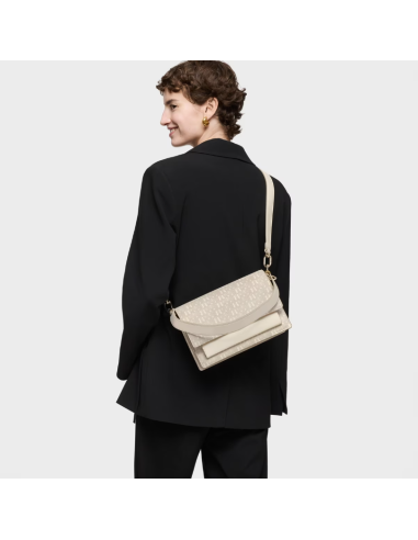 Audree beige medium shoulder bag   Buckles Silhouette
