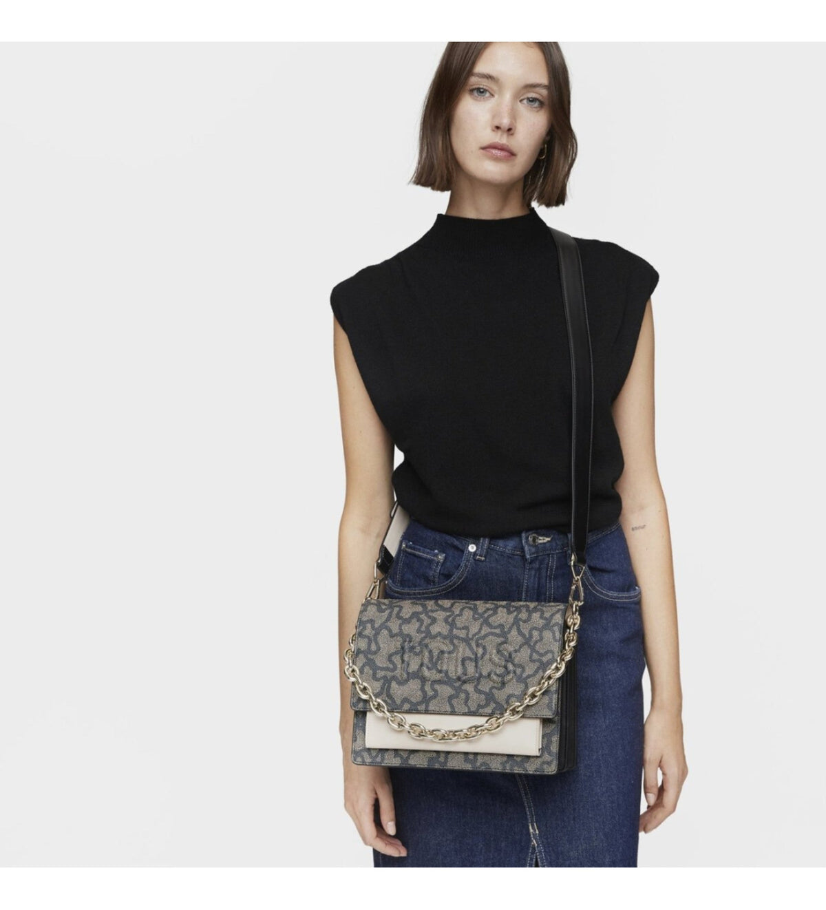 Bolso de hombro gris M. Audree Chain K Icon
